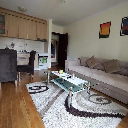 Apartment Mali Raj